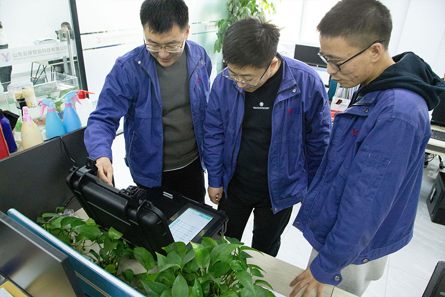 实验室实测测评：云唐 YT‑GA4 三胶体金食品安全检测仪 —— 真实性能与场景验证报告 测评说明